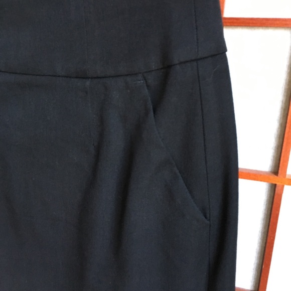 Banana Republic Black Pencil Skirt with Pockets - Picture 2 of 5